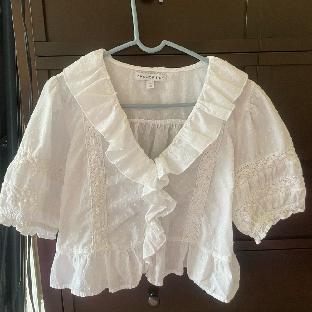 White Ruffle cotton Blouse - Picture 2 of 4